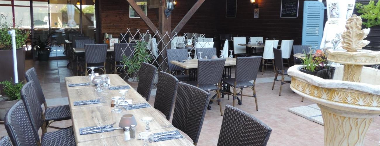 Restaurant avec terrasse Craon. proximité de La Guerche-de-Bretagne, Cossé le vivien, laval